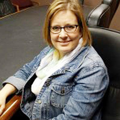 Tammie Bader : Sales & Marketing